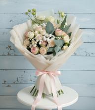 Букет цветов из:  Розы и Лизиантусы в Мартемьяново