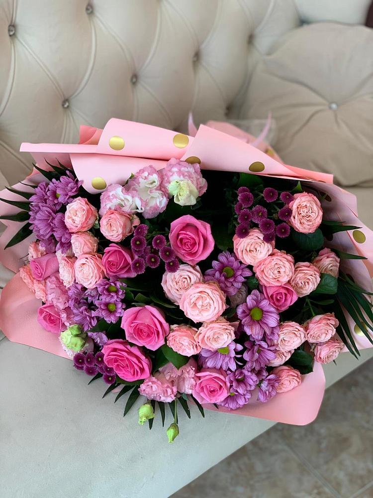 Букет цветов из: Хризантемы, Розы и Лизиантусы в Мартемьяново