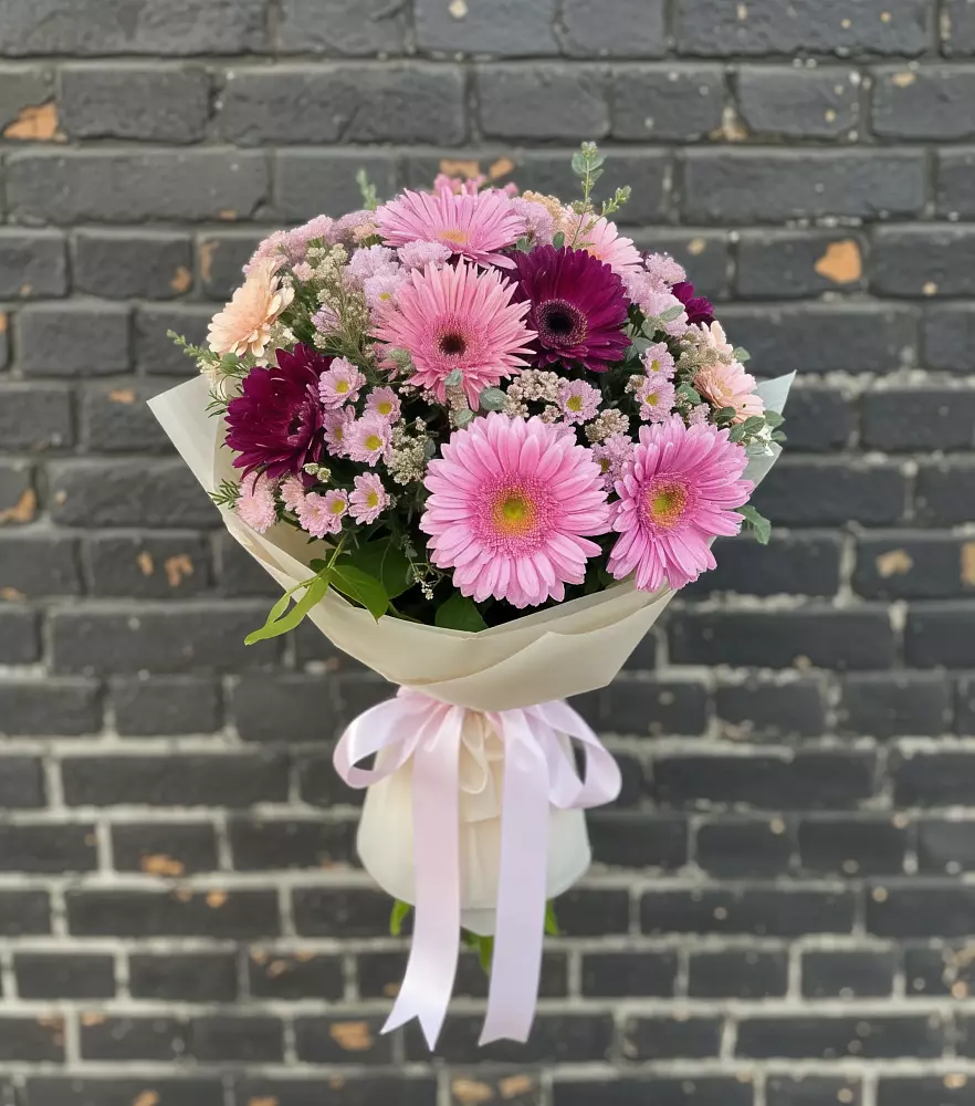 Букет цветов из: Герберы и Хризантемы в Мартемьяново
