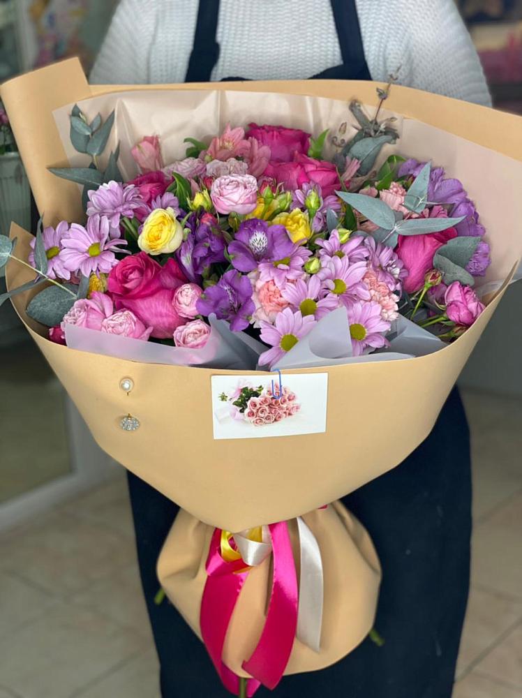 Букет цветов из: Хризантемы, Гвоздики и Альстромерии в Мартемьяново