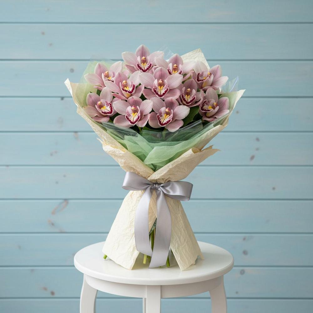 Букет цветов из: Орхидеи и Розы в Мартемьяново