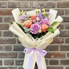 Букет цветов из:  Лизиантусы и Розы в Мартемьяново