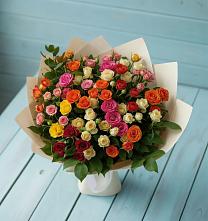 Букет Микс из разноцветных кустовых роз в Мартемьяново